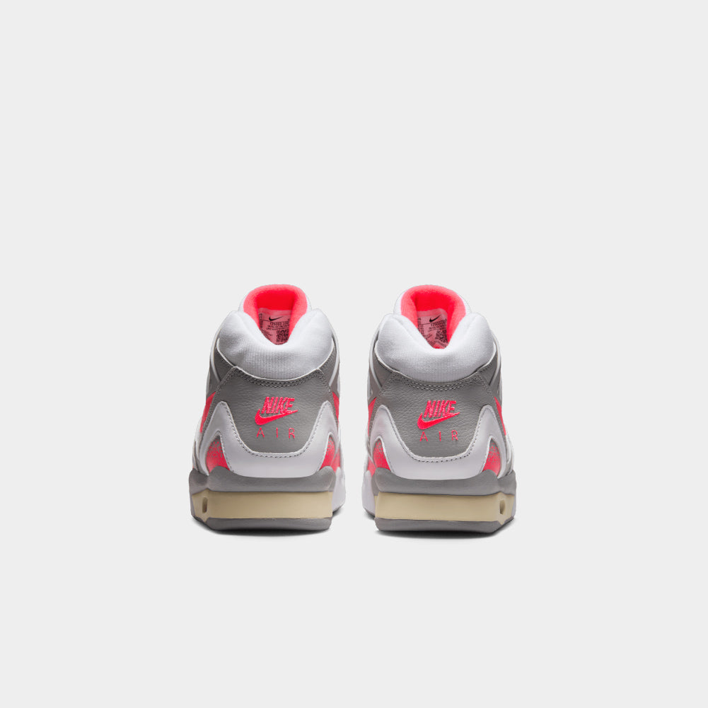 Nike Air Tech Challenge 2