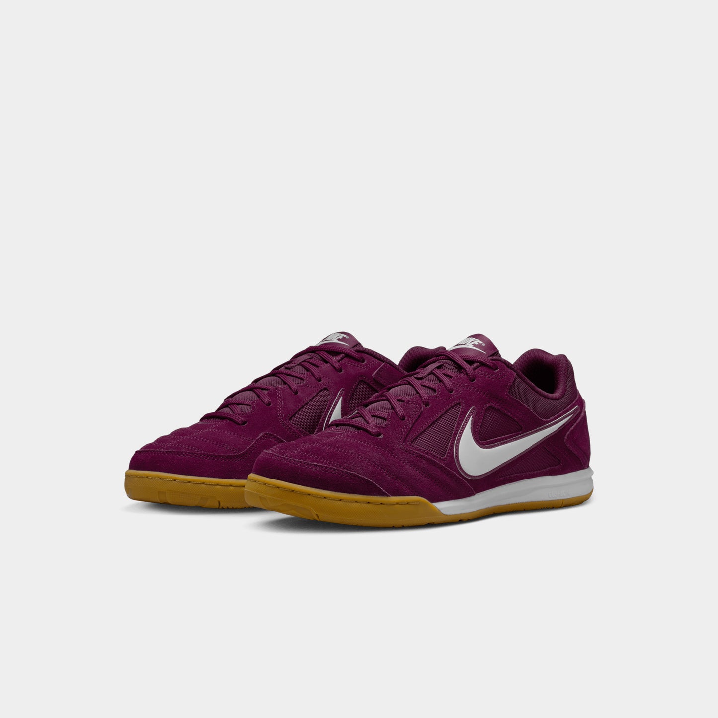 Nike Gato