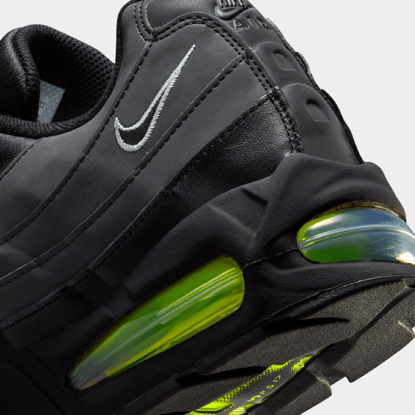 Nike x atmos Air Max 95 "Harajuku"