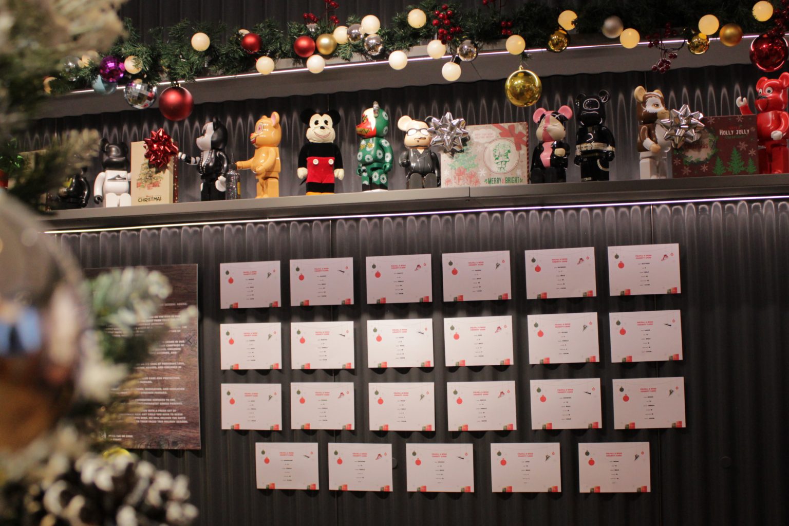 CELEBRATE A JOYFUL CHRISTMAS TOGETHER AT ATMOS KL