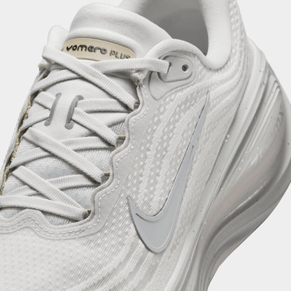 Nike Vomero Plus