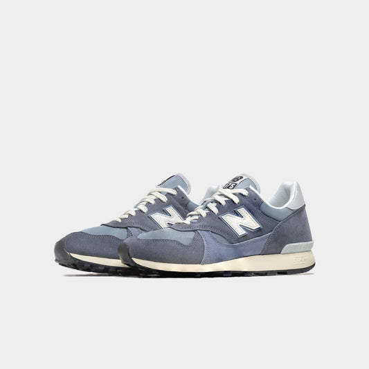 New Balance 475