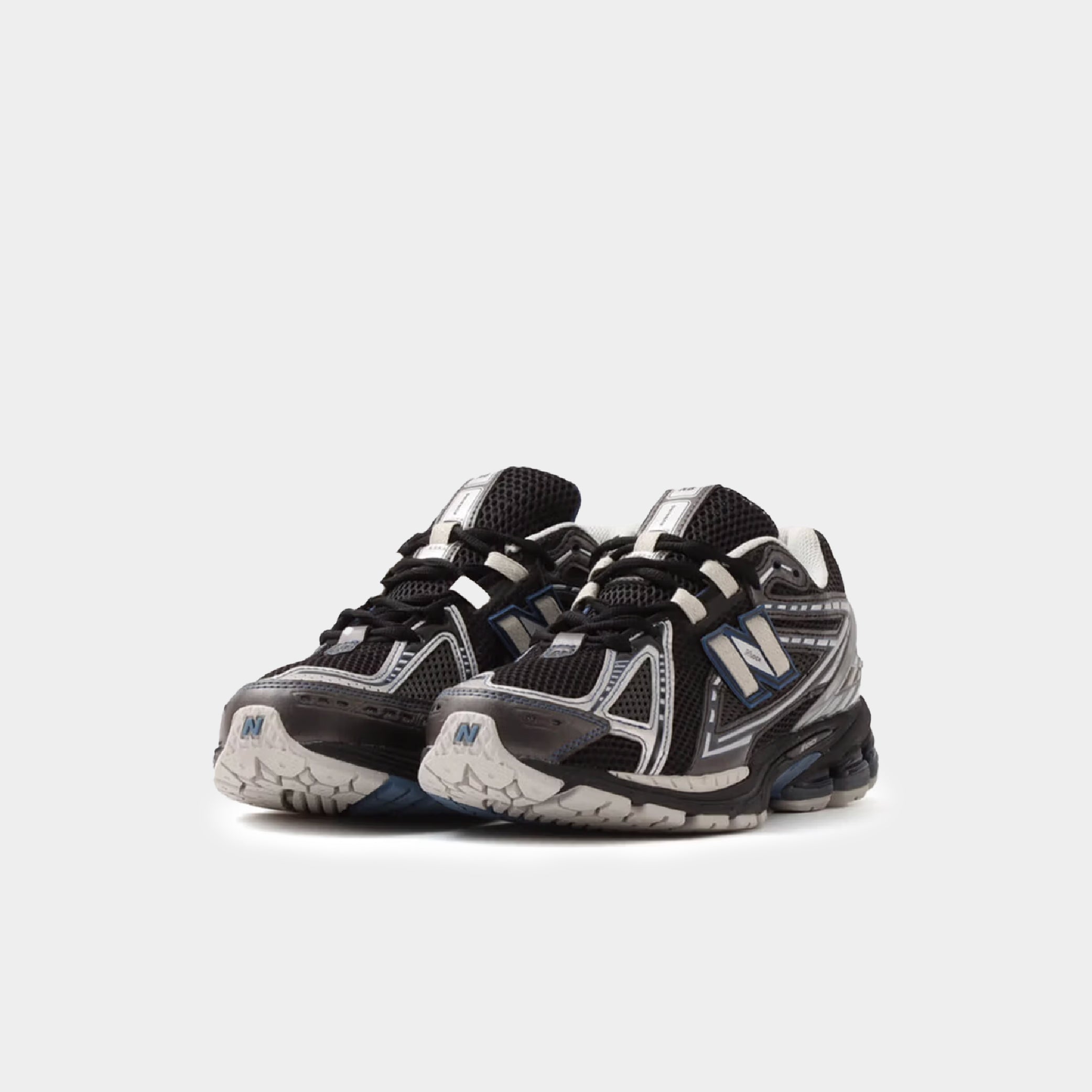 New Balance x atmos 1906R “Blue Moon” U1906RAC | Limited Inversion