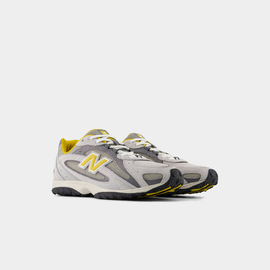 New Balance 204L