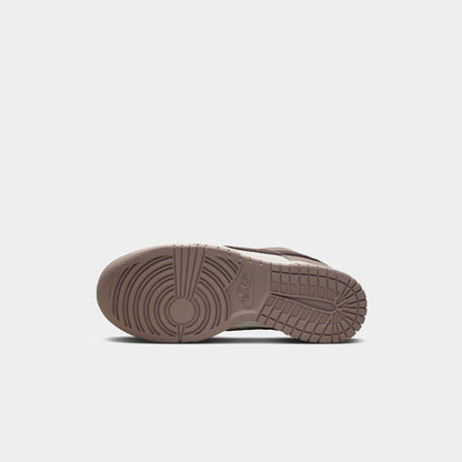 Nike Dunk Low "Diffused Taupe" (W)
