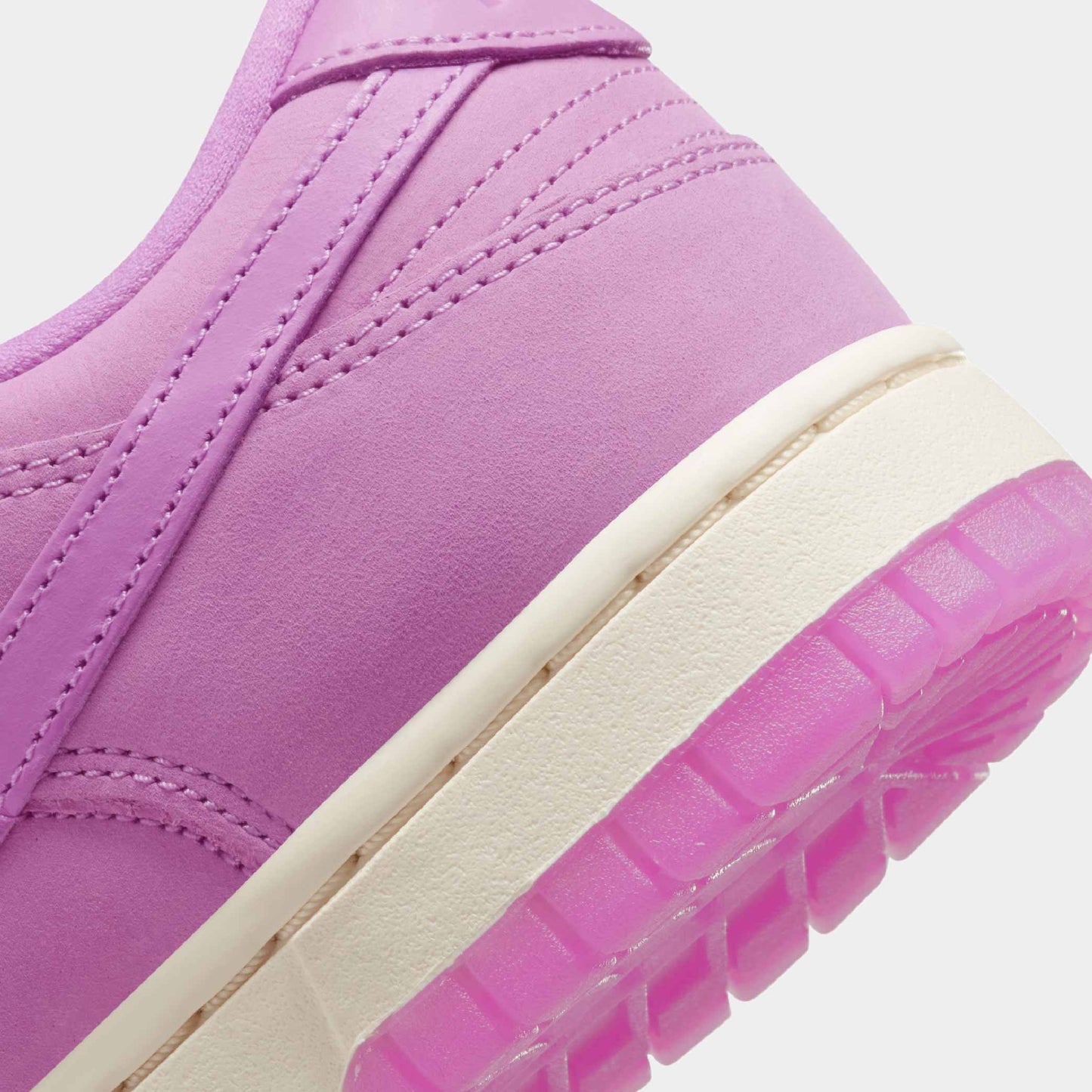 Nike Dunk Low Premium MF (W)