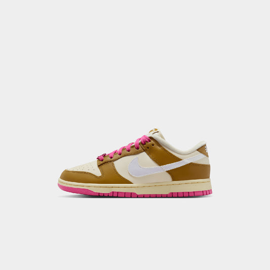 Nike Dunk Low SE (W)