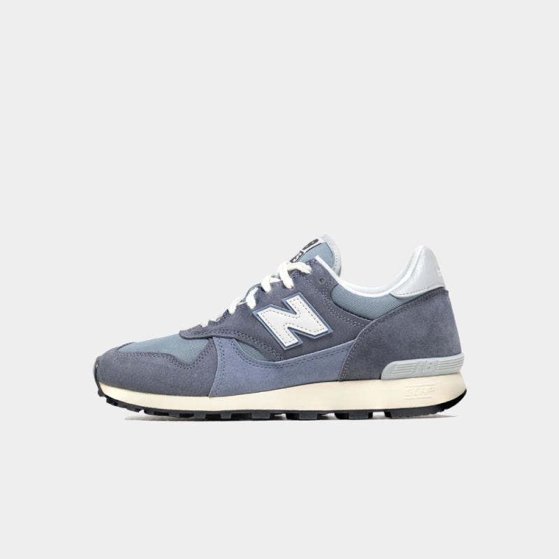 New Balance 475