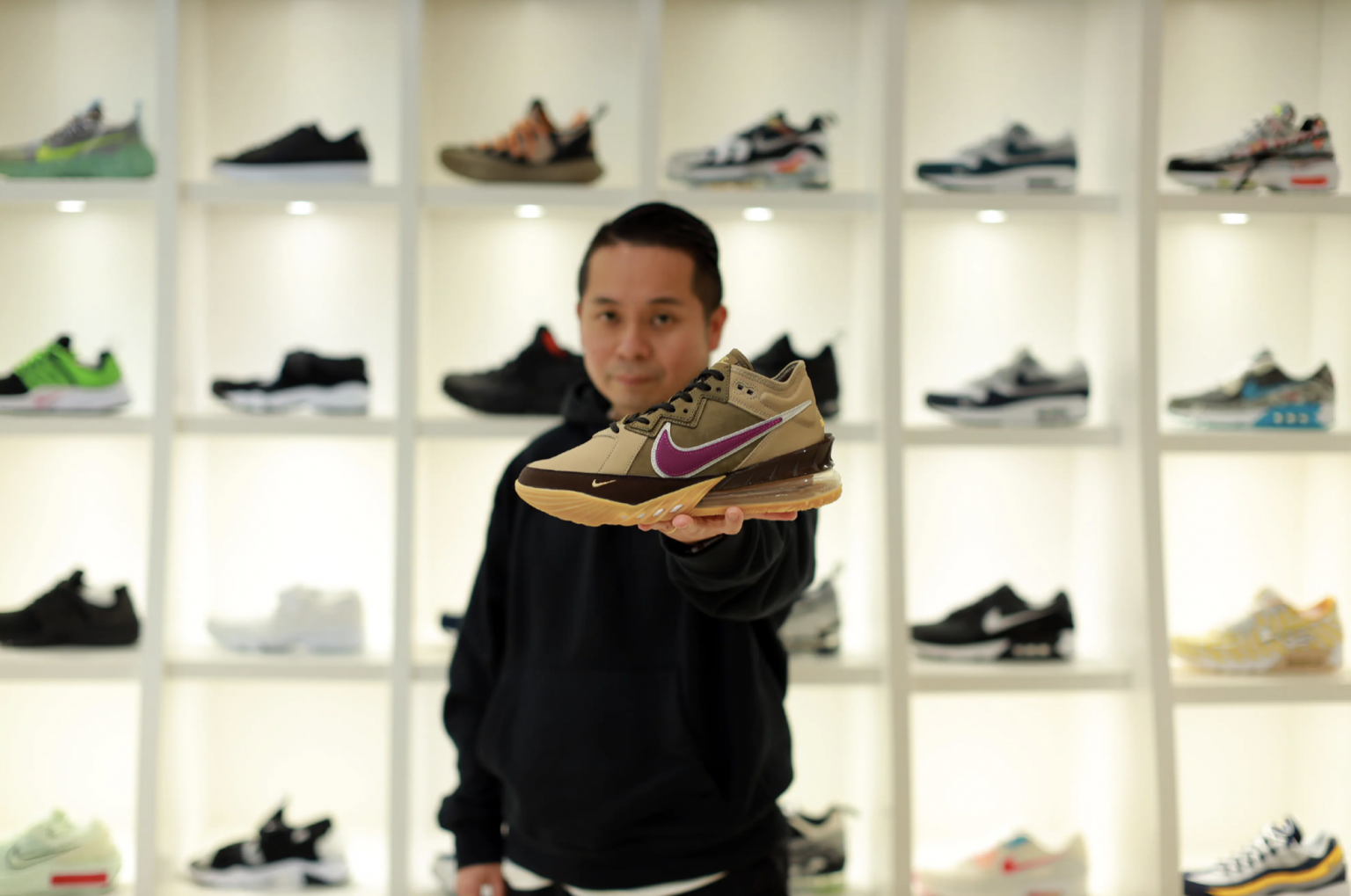 NIKE LEBRON XVIII LOW | Prominent Japanese Streetwear and Sneaker Boutique